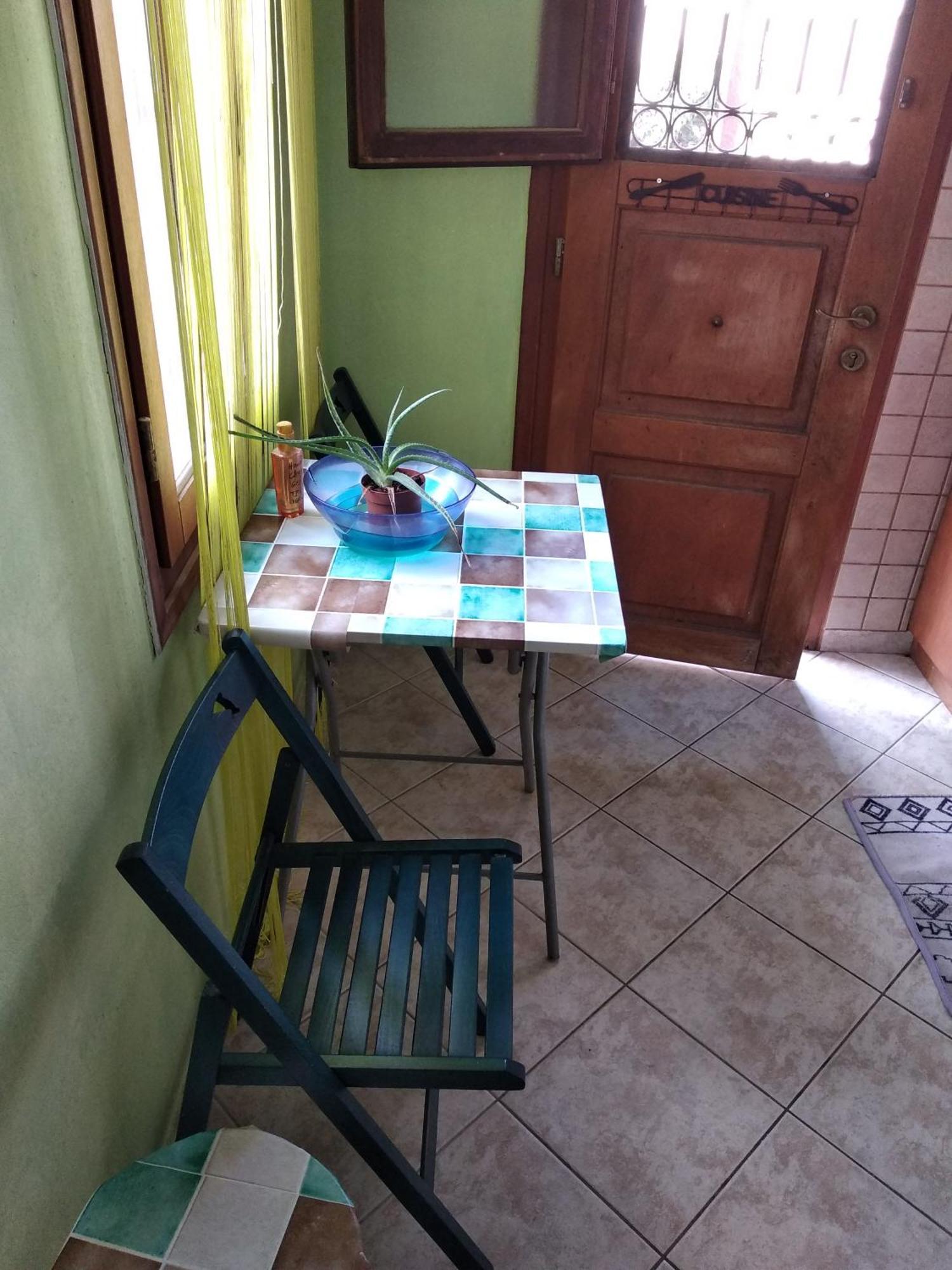 Simple And Special Apartment Ermoupoli Ngoại thất bức ảnh