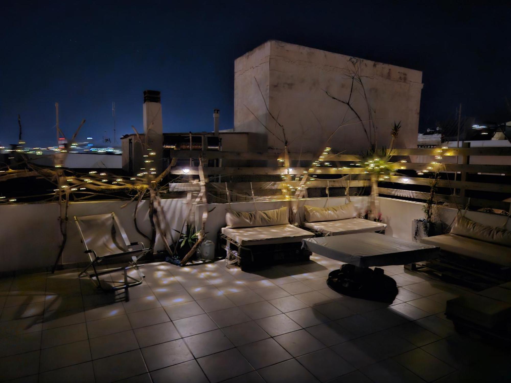 Simple And Special Apartment Ermoupoli Ngoại thất bức ảnh